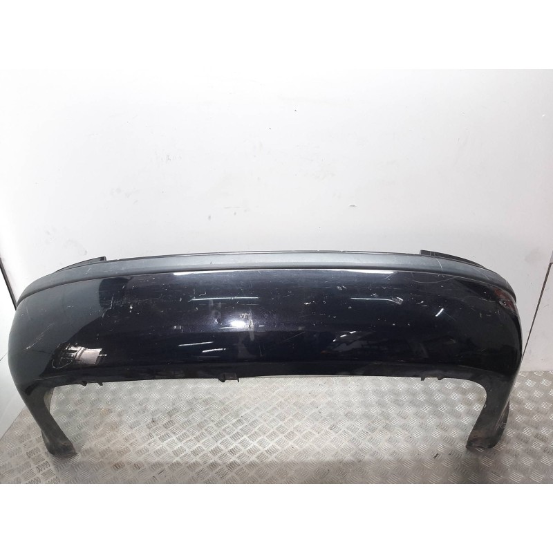 PARAGOLPES TRASERO NEGRO  - imagen 1
