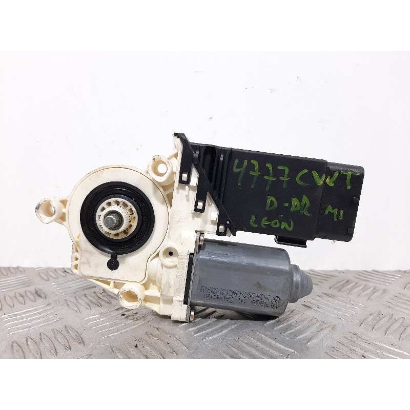 MOTOR ELEVALUNAS DELANTERO DERECHO 1J1959802D  - imagen 2