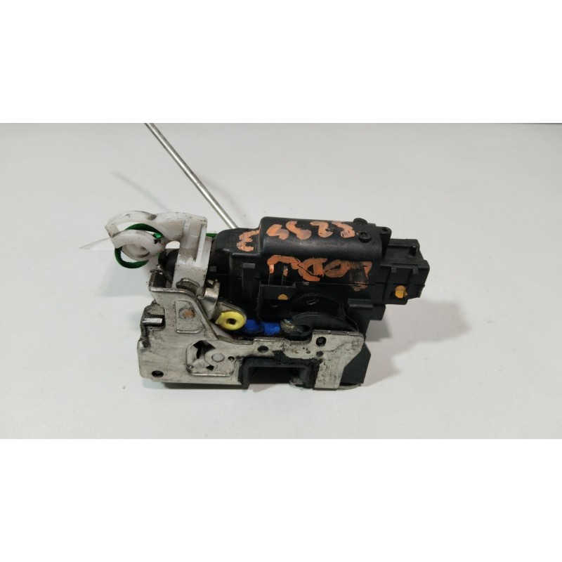 CERRADURA PUERTA TRASERA IZQUIERDA 825032860R  - imagen 2