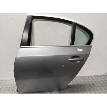 PUERTA TRASERA IZQUIERDA GRIS PLATA