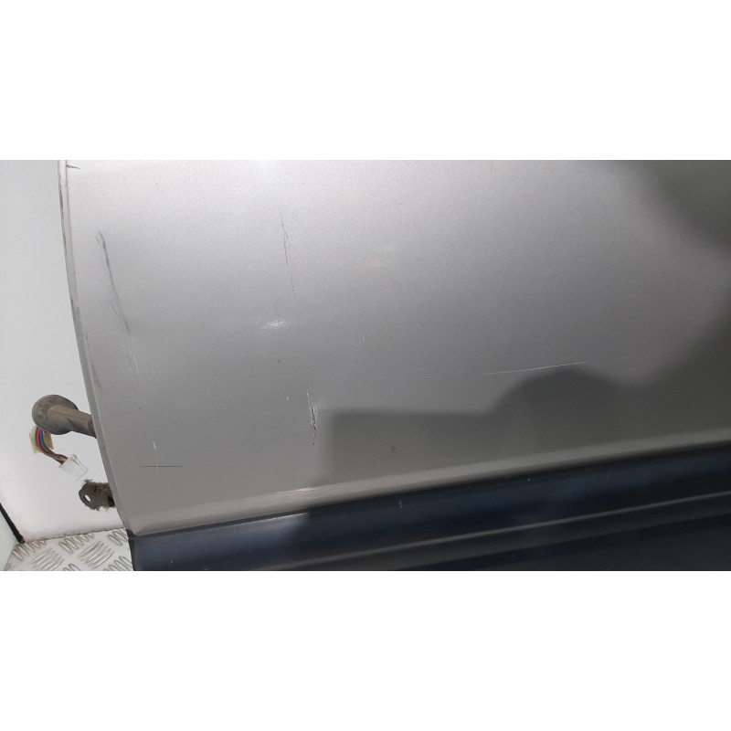 PUERTA TRASERA IZQUIERDA PLATA  - imagen 3