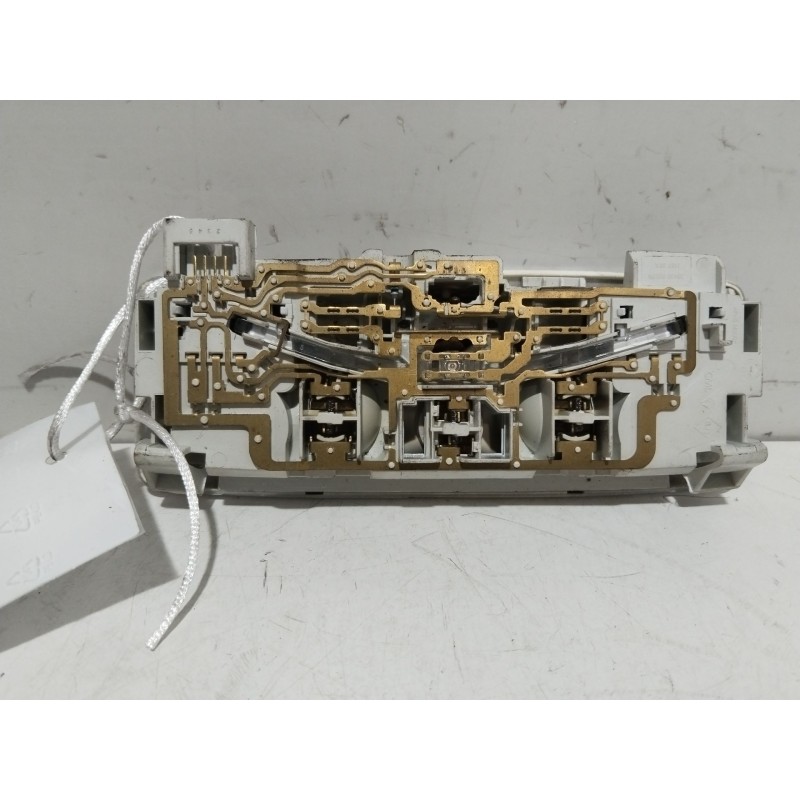 LUZ INTERIOR CENTRAL 264300003R  - imagen 3