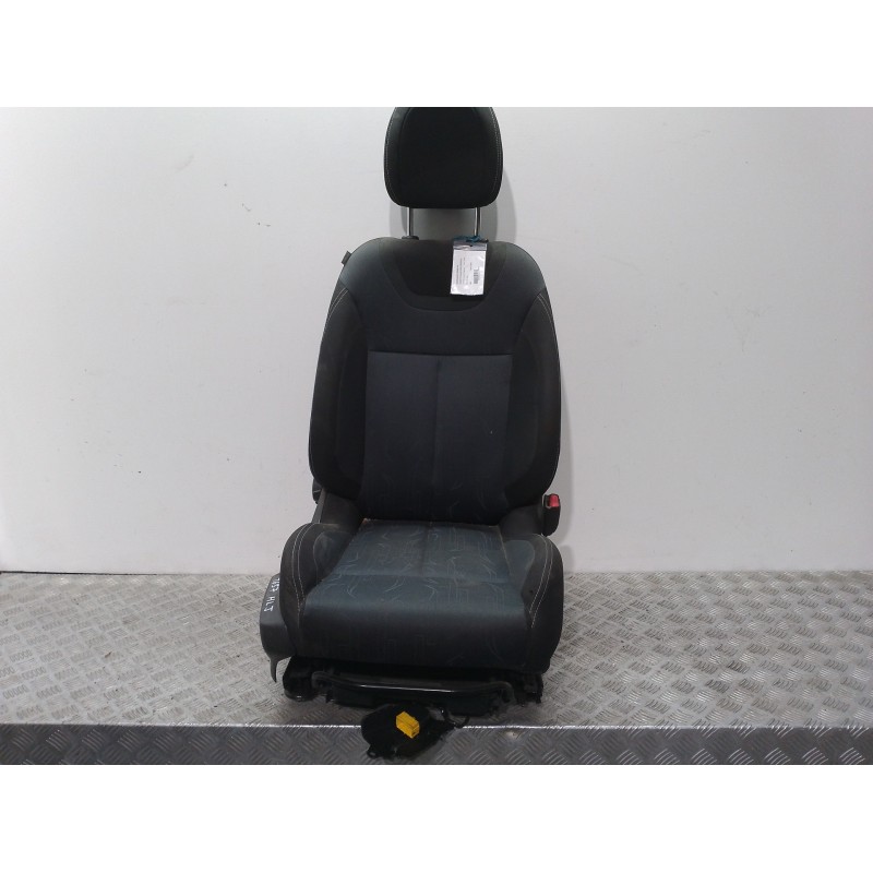 ASIENTO DELANTERO DERECHO  - imagen 1