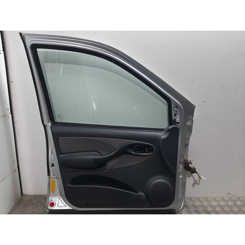 PUERTA DELANTERA IZQUIERDA PLATA  - imagen 1