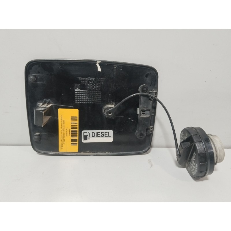TAPA EXTERIOR COMBUSTIBLE 7162008001  - imagen 2
