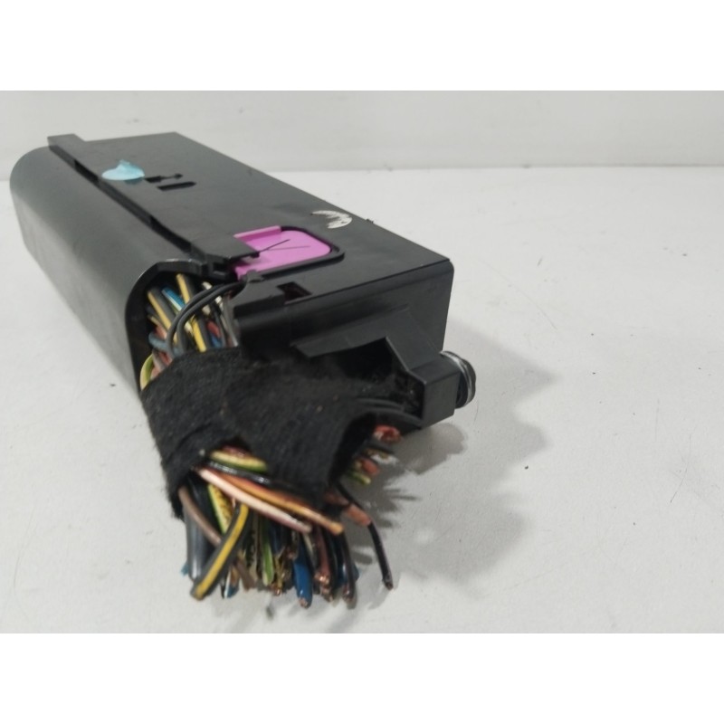 CAJA RELES / FUSIBLES 5J0937615C  - imagen 4
