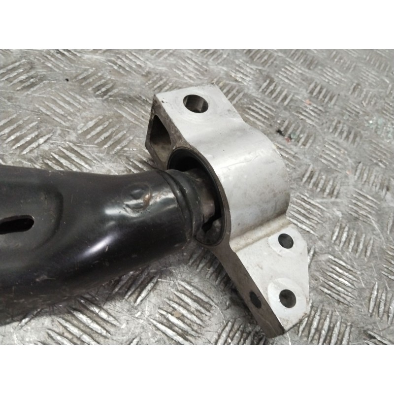 BRAZO SUSPENSION INFERIOR DELANTERO DERECHO 1K0199232K  - imagen 4