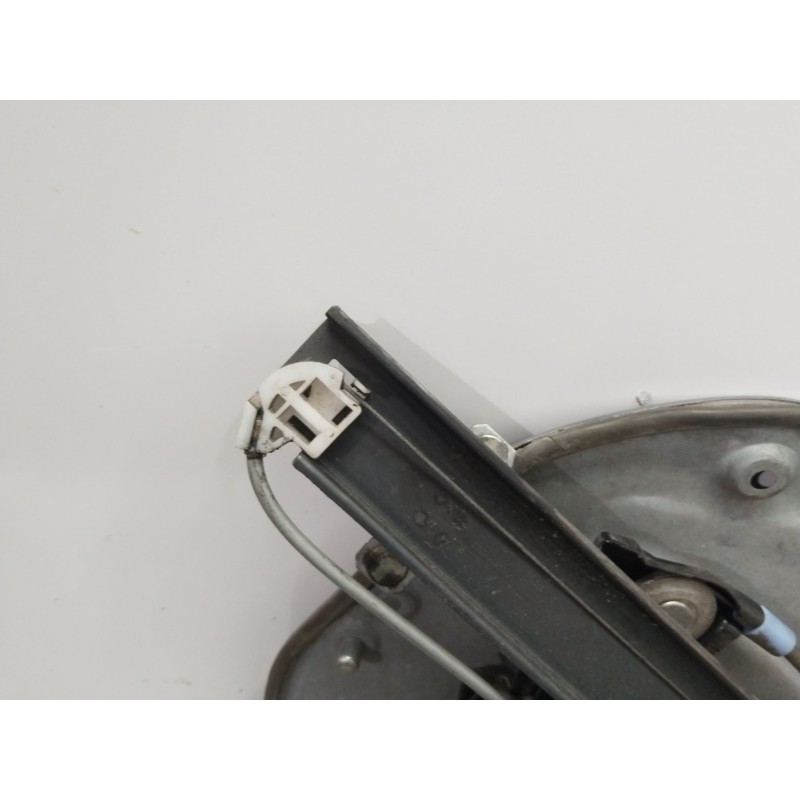 ELEVALUNAS DELANTERO IZQUIERDO 6L2959802A  - imagen 1