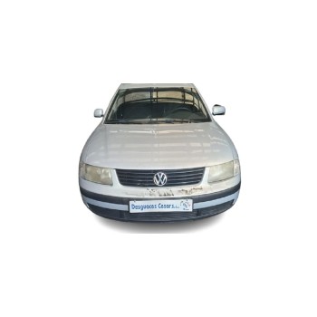 VOLKSWAGEN PASSAT BERLINA (3B2)