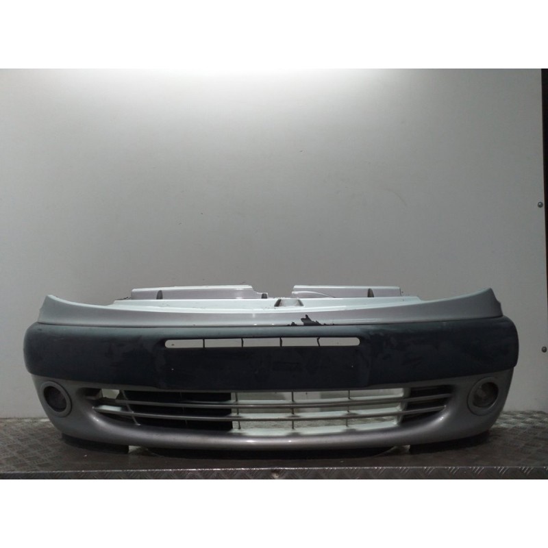 PARAGOLPES DELANTERO PLATA  - imagen 1