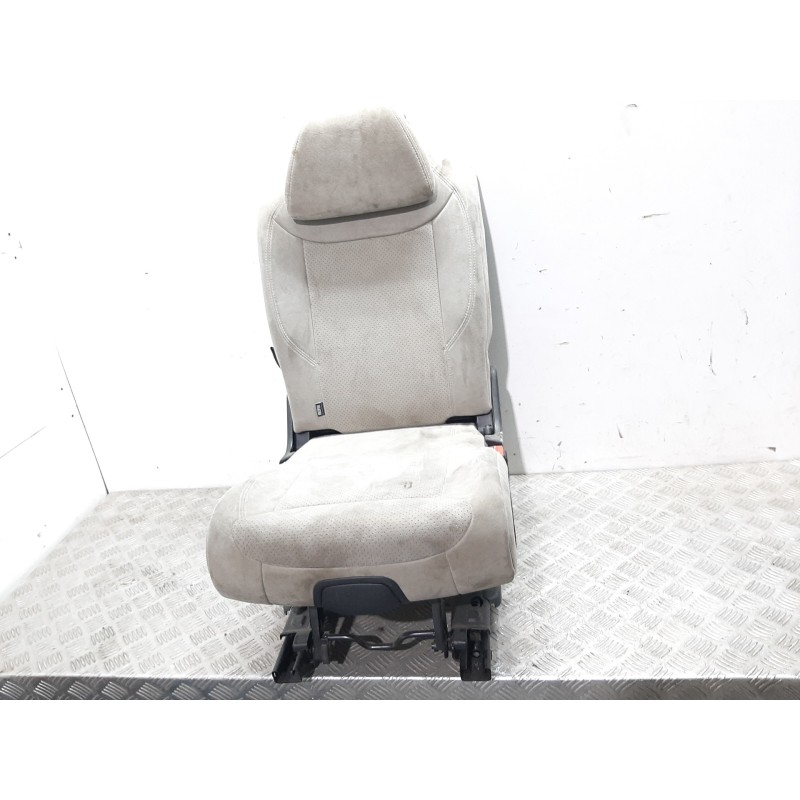 ASIENTO TRASERO MEDIO  - imagen 1
