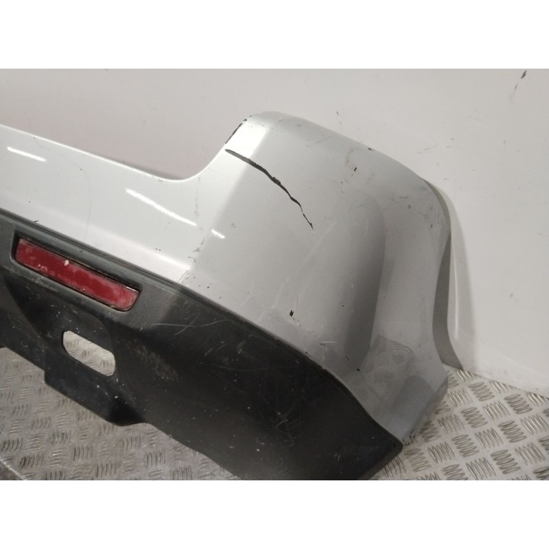 PARAGOLPES TRASERO PLATA  - imagen 3