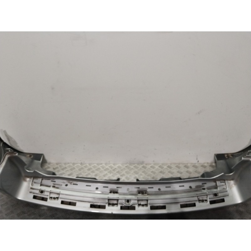 PARAGOLPES TRASERO PLATA  - imagen 4