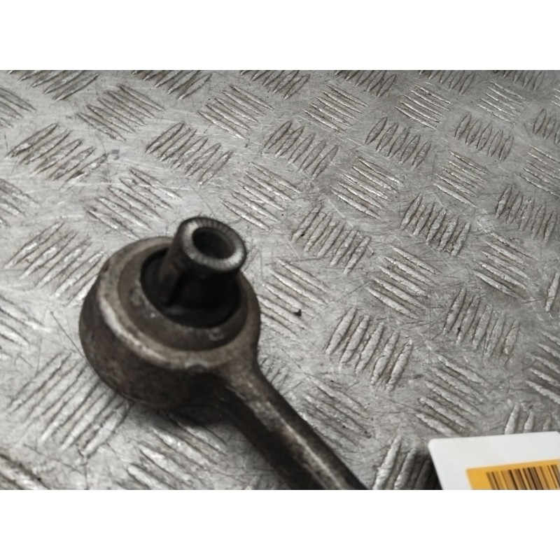 BRAZO SUSPENSION INFERIOR DELANTERO DERECHO 31122405860  - imagen 2