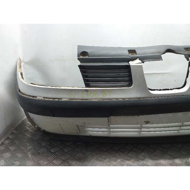PARAGOLPES DELANTERO BLANCO  - imagen 2