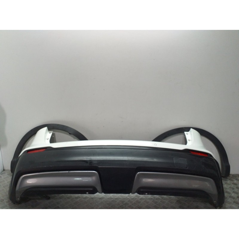 PARAGOLPES TRASERO BLANCO  - imagen 1