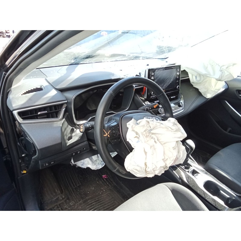 TOYOTA COROLLA SEDÁN (_E21_) - imagen 4