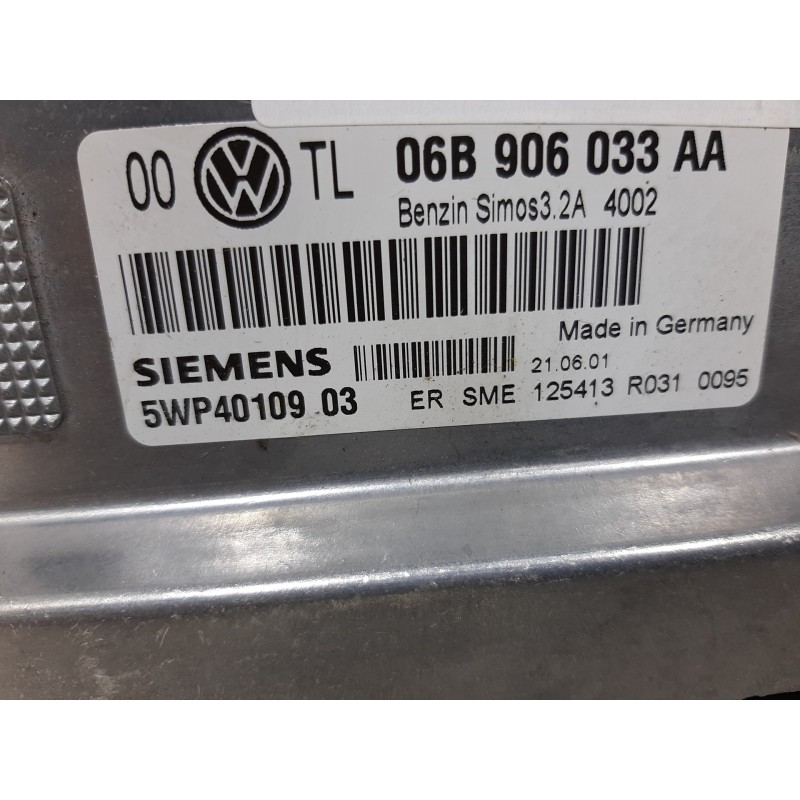 CENTRALITA MOTOR UCE 06B906033AA  - imagen 4