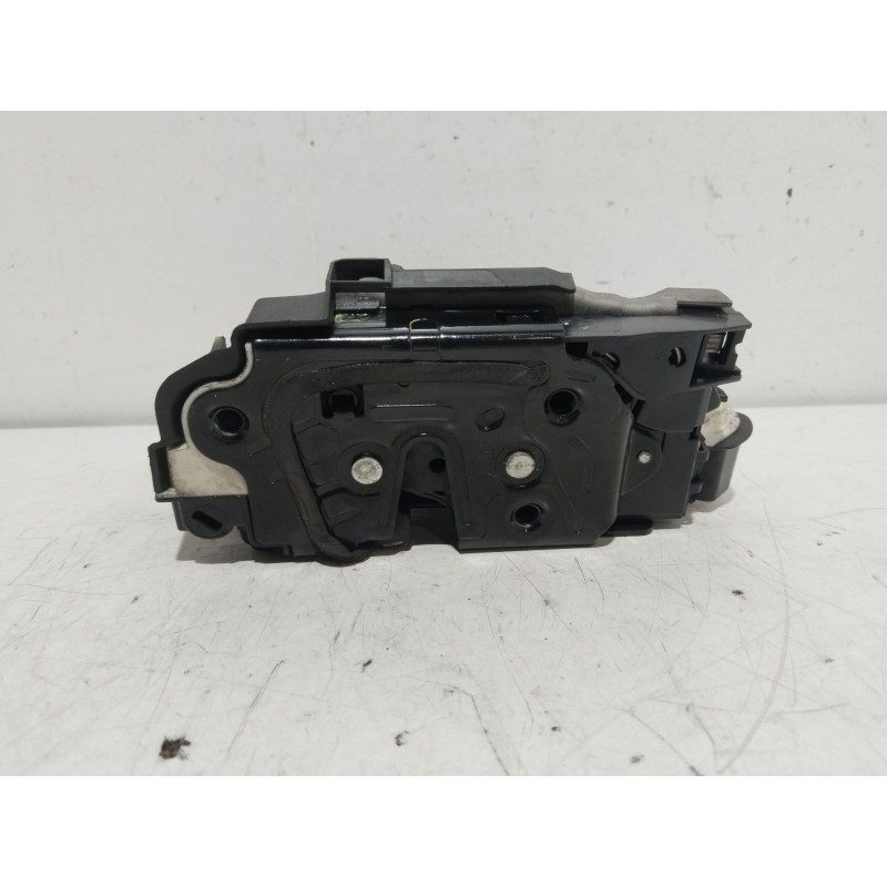 CERRADURA PUERTA TRASERA DERECHA 5E0839016A 8895845 - imagen 4