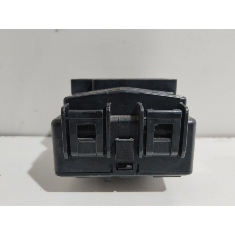 CAJA RELES / FUSIBLES 91950D4650  - imagen 3
