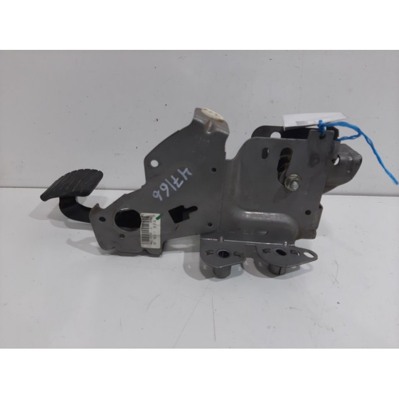 PEDAL FRENO 465010015R  - imagen 1