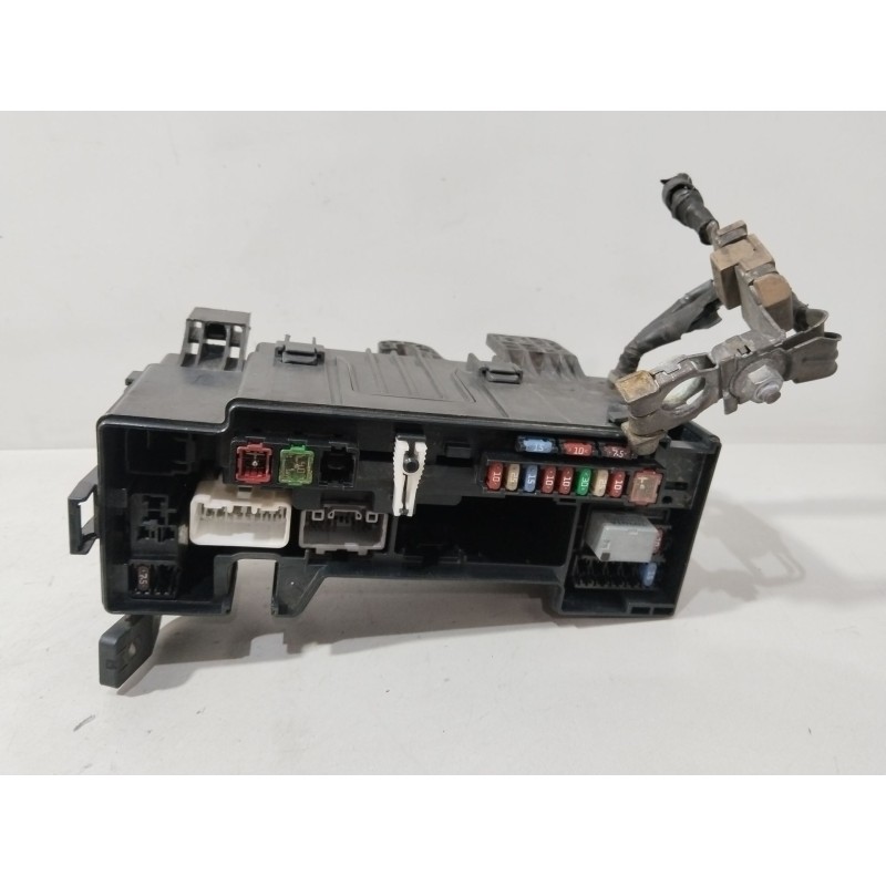 CAJA RELES / FUSIBLES 5014P01  - imagen 4