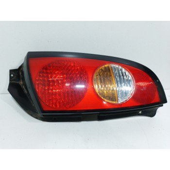 PILOTO TRASERO DERECHO 9240206010 