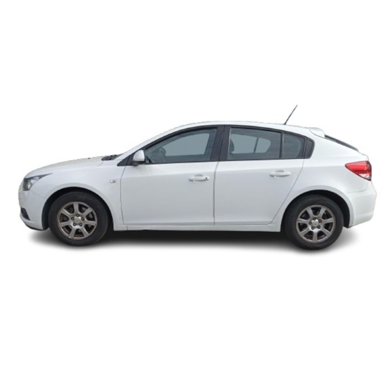 CHEVROLET CRUZE HATCHBACK (J305) - imagen 2