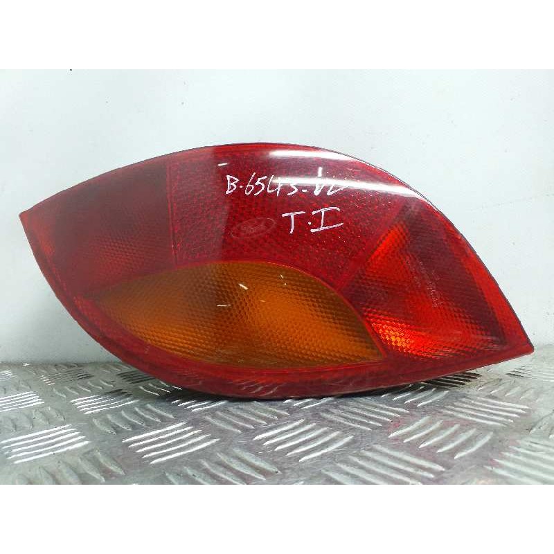 PILOTO TRASERO IZQUIERDO  - imagen 1
