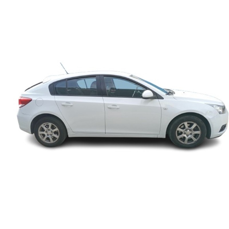 CHEVROLET CRUZE HATCHBACK (J305) - imagen 4