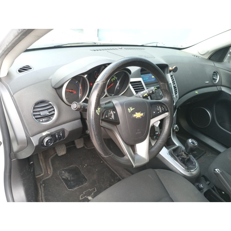 CHEVROLET CRUZE HATCHBACK (J305) - imagen 5
