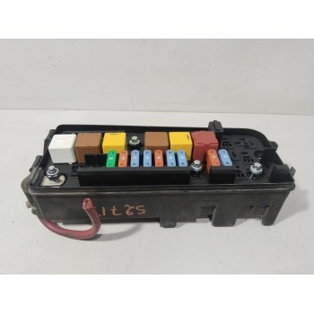 CAJA RELES / FUSIBLES 13144710 