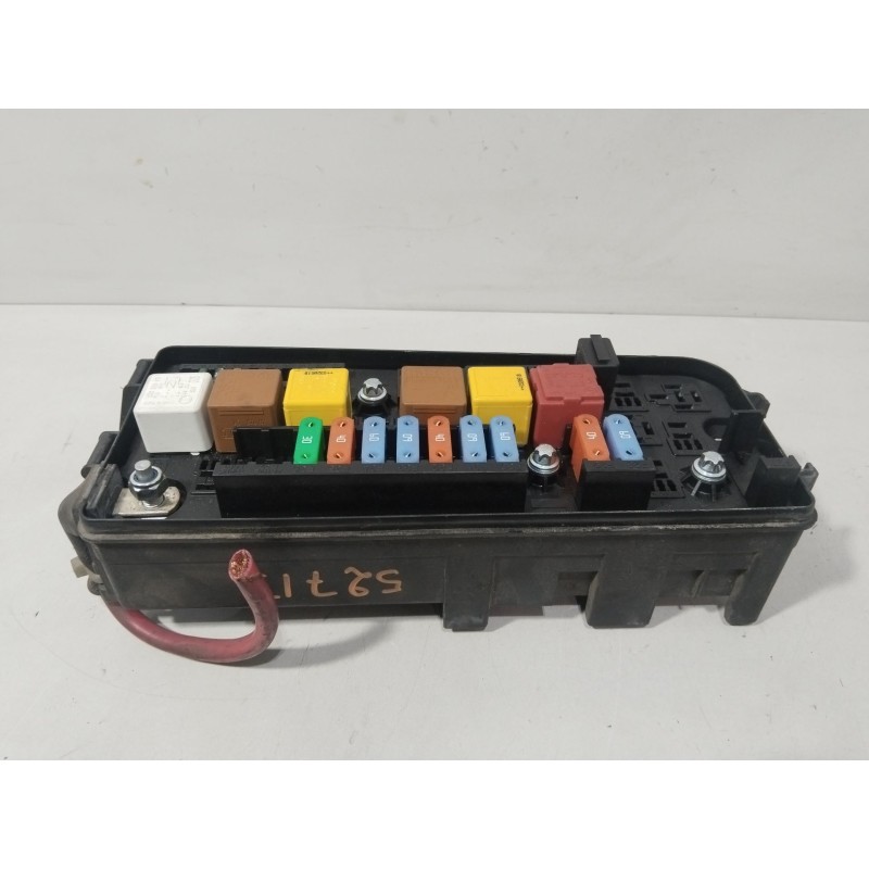 CAJA RELES / FUSIBLES 13144710  - imagen 1