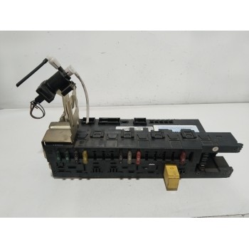 CAJA RELES / FUSIBLES 5DK007974 