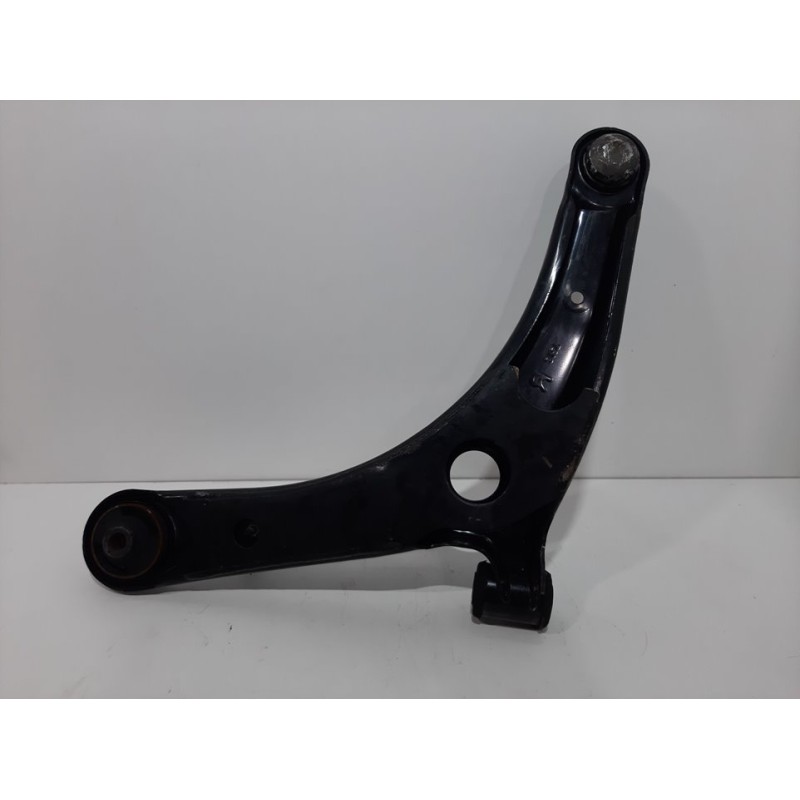 BRAZO SUSPENSION INFERIOR DELANTERO DERECHO 1612448480  - imagen 2