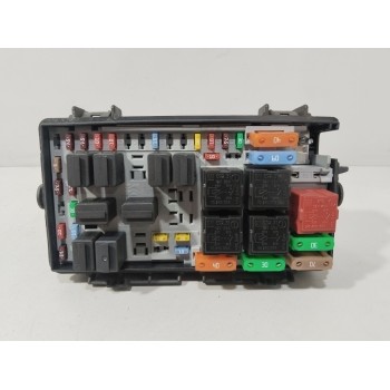 CAJA RELES / FUSIBLES 13217394EH 
