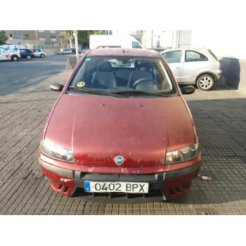 FIAT PUNTO BERLINA (188)