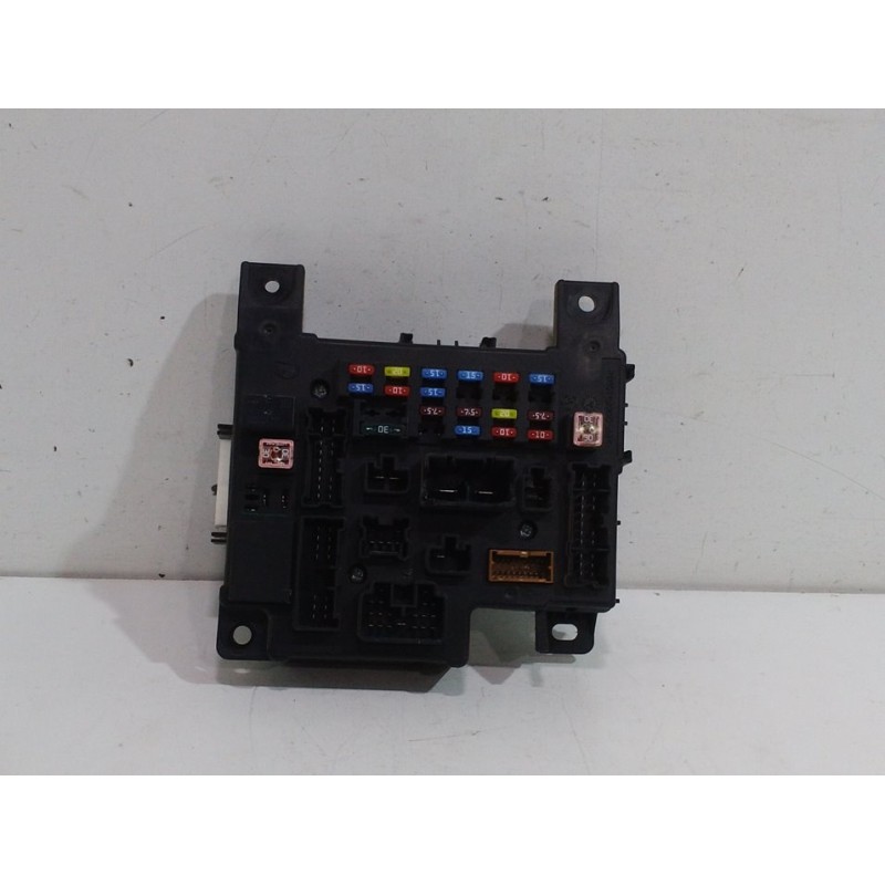 CAJA RELES / FUSIBLES 8637A318  - imagen 1