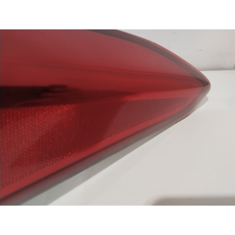 PILOTO TRASERO DERECHO 924203Z600  - imagen 2