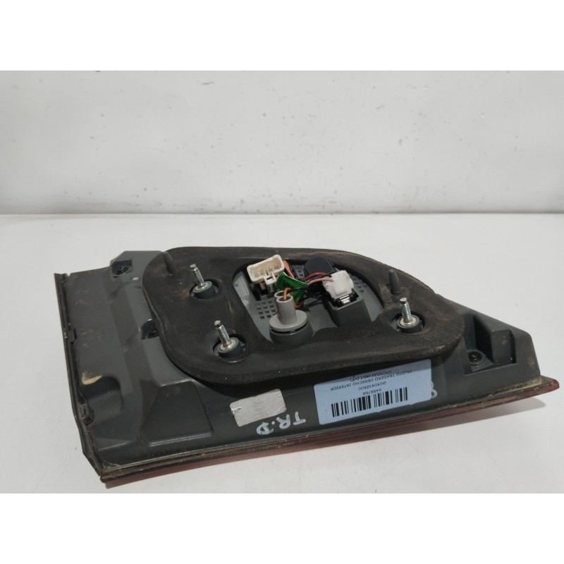 PILOTO TRASERO DERECHO INTERIOR 924043Z600  - imagen 2