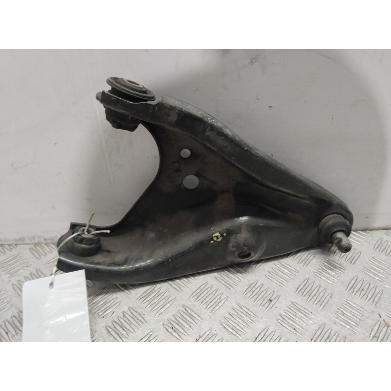 BRAZO SUSPENSION INFERIOR DELANTERO DERECHO 545006623R  - imagen 3