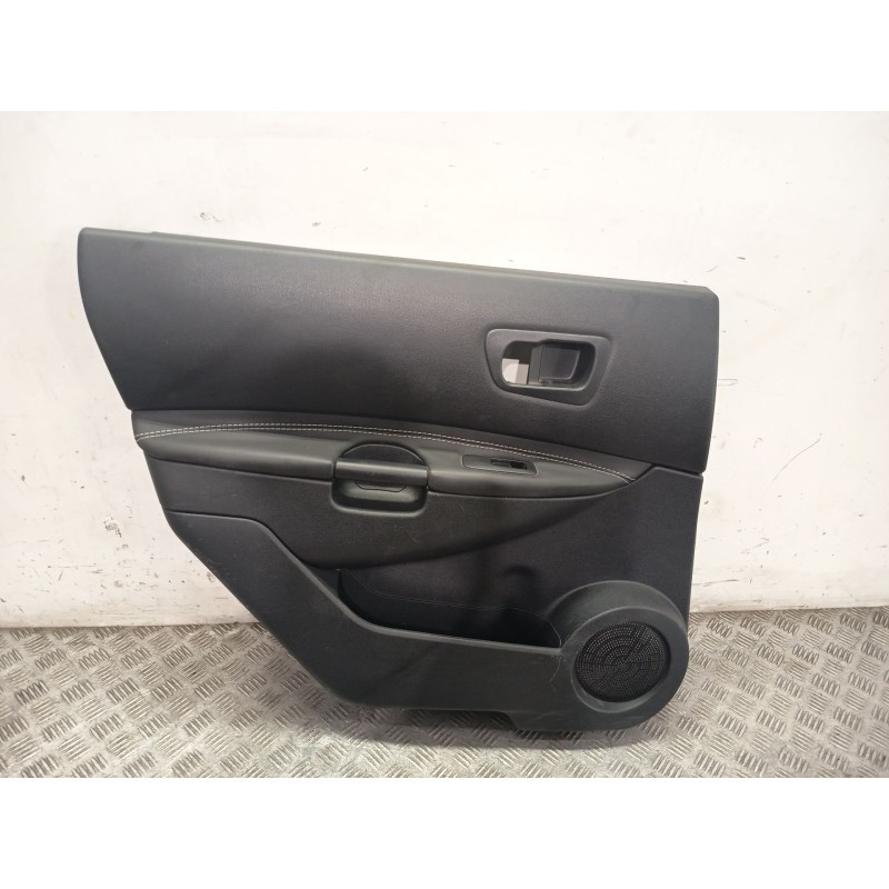 GUARNECIDO PUERTA TRASERA IZQUIERDA 82977EY10A  - imagen 1