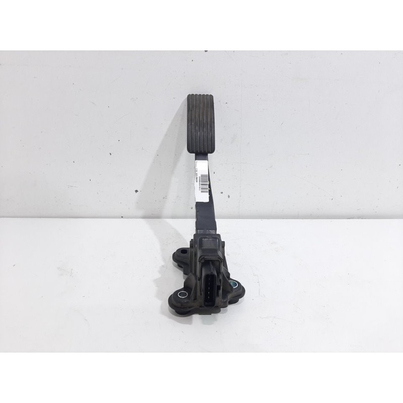 PEDAL ACELERADOR 1601CL MN101544  - imagen 2