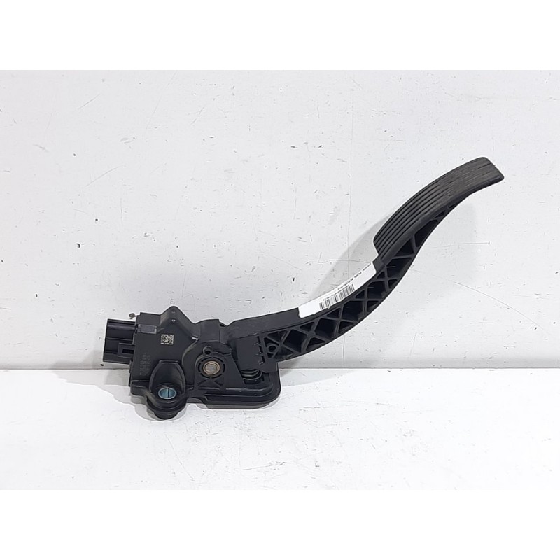 PEDAL ACELERADOR 1601CL MN101544  - imagen 3