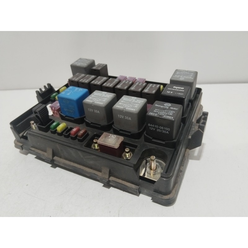 CAJA RELES / FUSIBLES 8211021000  - imagen 2