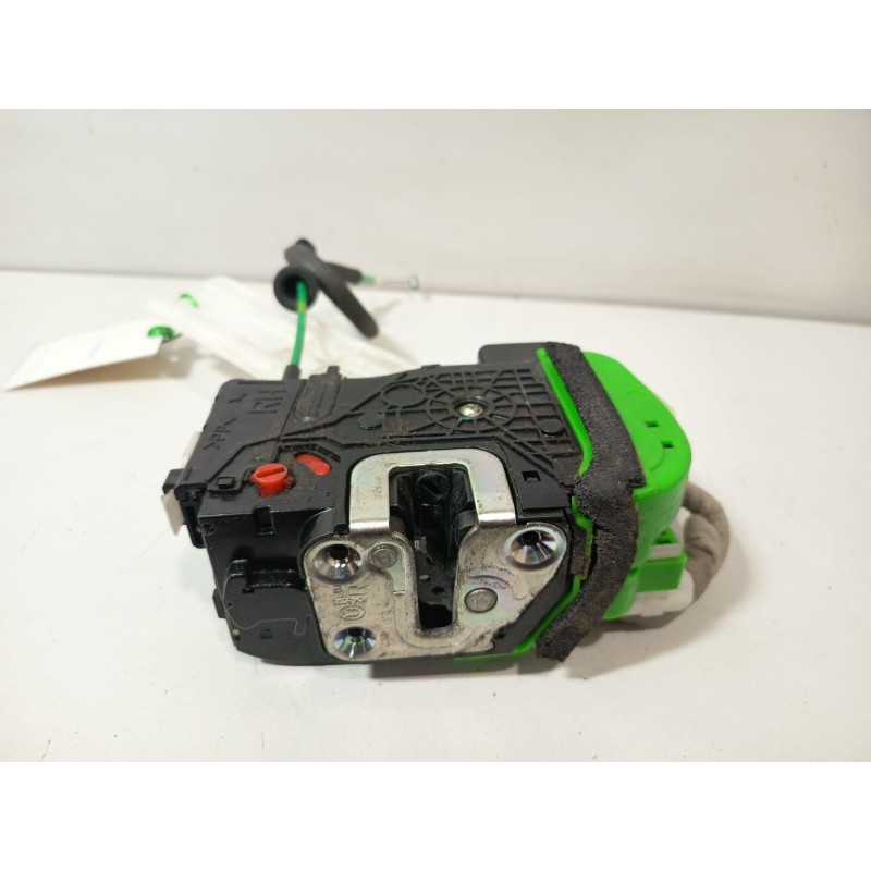 CERRADURA PUERTA TRASERA DERECHA 814203Z000  - imagen 3