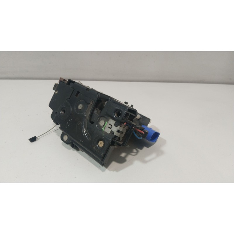 CERRADURA PUERTA DELANTERA IZQUIERDA 3D1837015  - imagen 4
