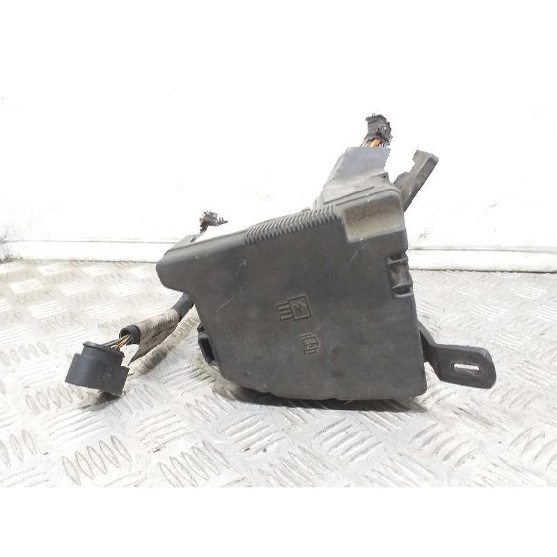 CAJA RELES / FUSIBLES 8V5114B144  - imagen 1