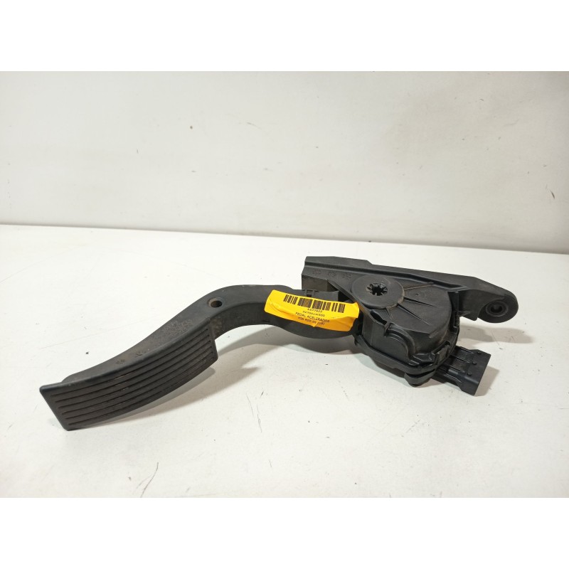PEDAL ACELERADOR 327001W500  - imagen 1
