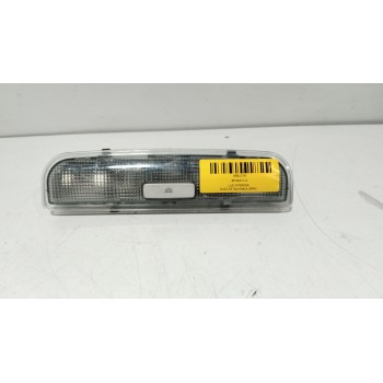 LUZ INTERIOR 8P0947111 